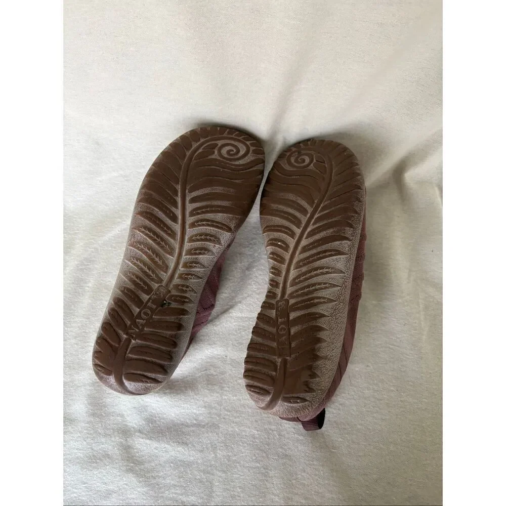 NAOT Okahu Slip-on Comfort Shoe in Blush 38/7.5 Gorpcore Podiatrist Approved